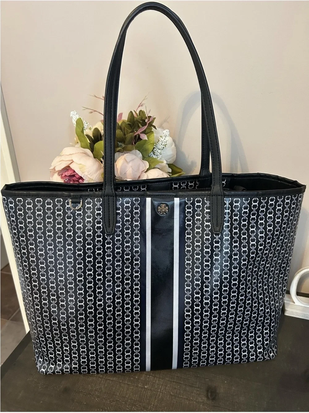 EUC Tory Burch Gemini link tote